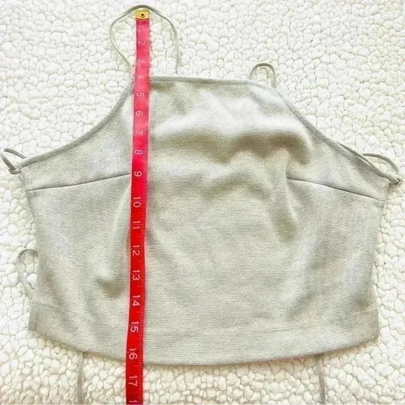 Urban Outfitters Silver Sparkle “70’s” Cropped Tie Back Halter Top Size S - Picture 11 of 13
